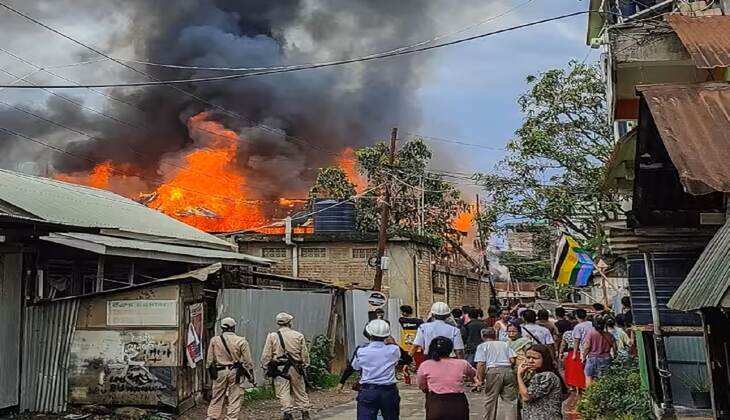 Manipur Violence: हिंसा को लेकर हुई सर्वदलीय बैठक, विपक्ष ने रखी सीएम बदलने की मांग