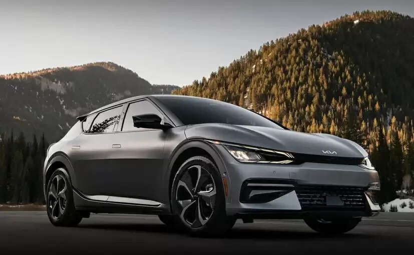 Kia Electric Car: कंपनी लॉन्च करने जा रही अब तक की सबसे धांसू कार, 500 किमी से ज्यादा का देती है रेंज, देखिए इस दिन से शुरु हो रही बुकिंग