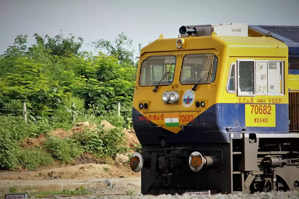 Indian Railway: भारतीय रेल का आ गया ऐसा रूल कि बिना वजह TTE नहीं करेगा परेशान, तुरंत जान लें अपने फायदे की बात