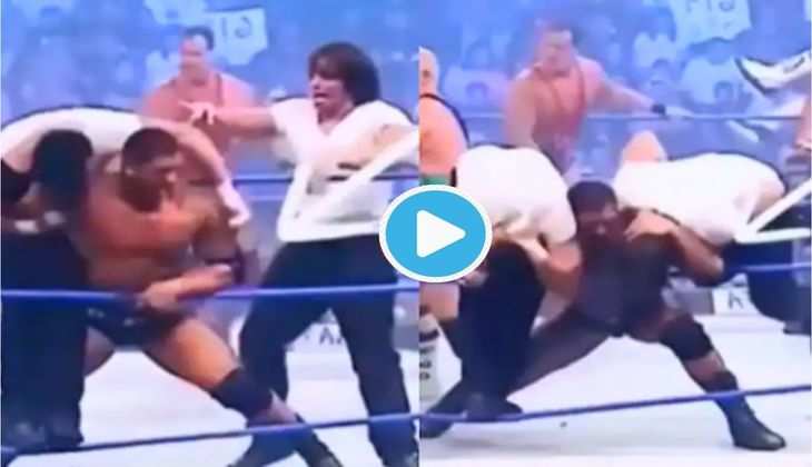 Video WWE: इस रेसलर्स ने रिंग में कर दिया कुछ ऐसा, जिसे देख आप हो जाएंगे हैरान, देखें वीडियो