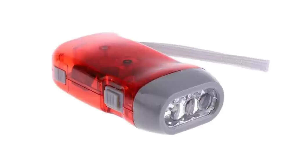 Dynamo Torch: बिना बैटरी के जलेगी ये टॉर्च, बस हिलाओ और जलाओ, जानें कीमत