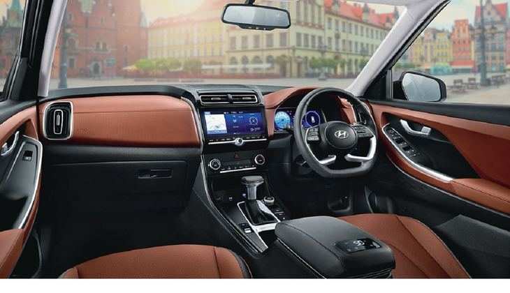 Hyundai Alcazar 7 सीटर सेगमेंट में है बेहतरीन, 6 एयरबैग के साथ हैं शानदार फीचर्स