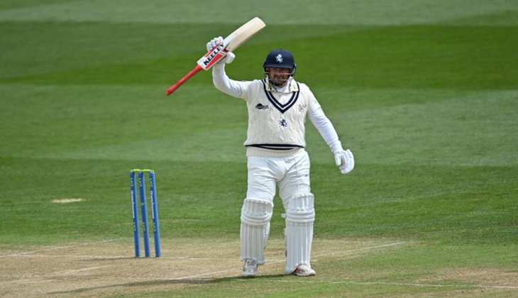 45 की उम्र में भी कमाल कर रहा है इंग्लैंड का ये क्रिकेटर, काउंटी में खेल दी 190 रनों की आक्रामक पारी