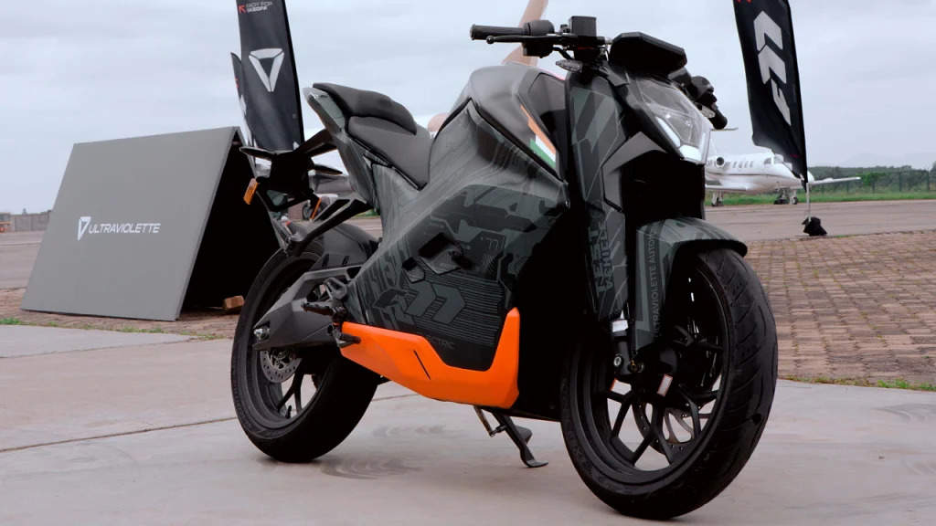 300 किमी की रेंज के साथ मार्केट में गर्दा उड़ाने आई ये धांसू electric bike, बेहतरीन फीचर्स बना देंगे दीवाना