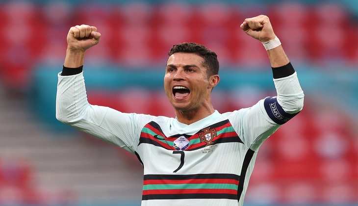 Cristiano Ronaldo ने इंस्टाग्राम पर 300 मिलियन फॉलोवर्स पा कर रचा इतिहास