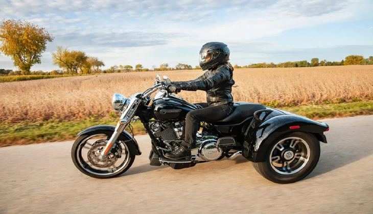 बवाल मचाने आ गई 3 पहियों वाली Harley Davidson की बाइक! फीचर्स और लुक देख पगला गए नई उम्र के लड़के