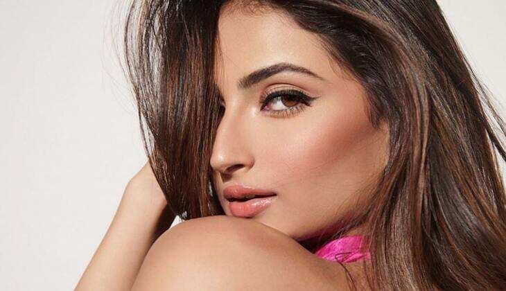 Palak Tiwari ने ग्लैमरस लुक से अपनी माँ श्वेता तिवारी को दी टक्कर, खूबसूरती देख आपका भी पिघल जाएगा दिल