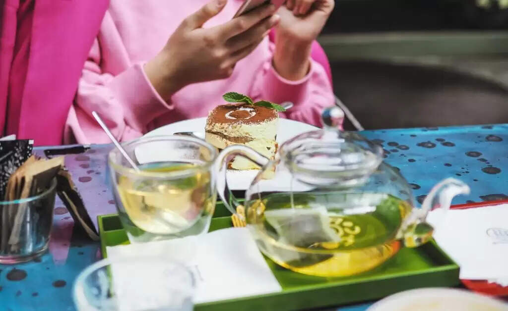 भूलकर भी दिन के समय न पिएं Green Tea, फायदे की जगह होगा नुकसान