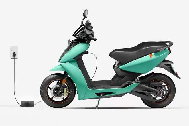 ये है देश का सबसे शानदार electric scooter, फीचर्स के मामले में सबकी कर दी छुट्टी, कीमत भी है महज इतनी