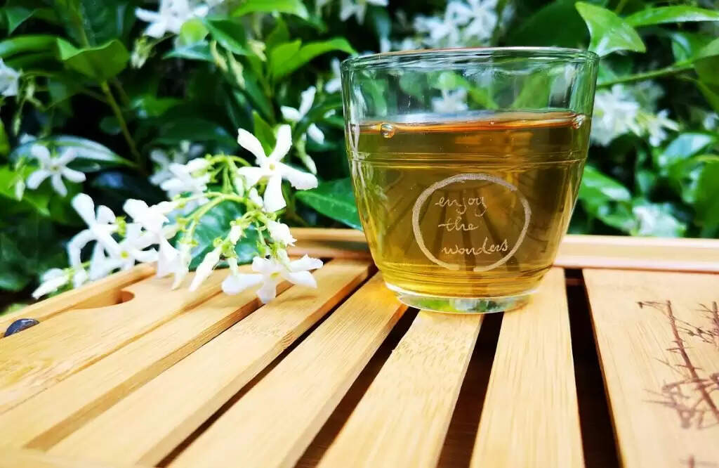 भूलकर भी दिन के समय न पिएं Green Tea, फायदे की जगह होगा नुकसान