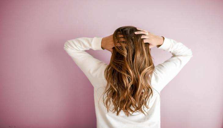 Hair Care Tips:  बरसात के मौसम में ऐसे रखें बालों का ध्यान, खुजली, रूसी के साथ बालों का टूटना भी होगा बंद