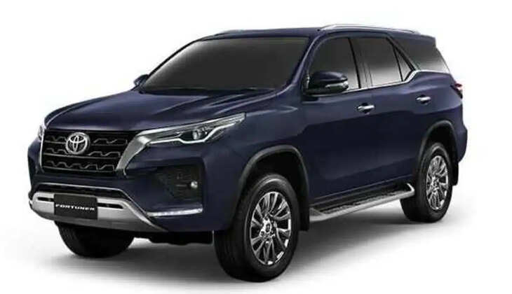 Toyota Fortuner 2024: नए अवतार में धूम मचाएगी टोयोटा फॉर्च्यूनर, दमदार इंजन के साथ होगी बेहद स्टाइलिश