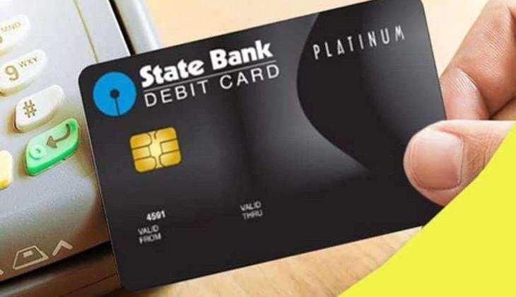 DEBIT Card और एटीएम कार्ड में होता है मामूली सा अंतर, यहां समझिए दोनों के बीच का फर्क