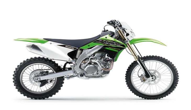 Kawasaki ने लॉन्च की धांसू ऑफ-रोडिंग बाइक, जानिए इसकी कीमत और इसके दमदार फीचर्स