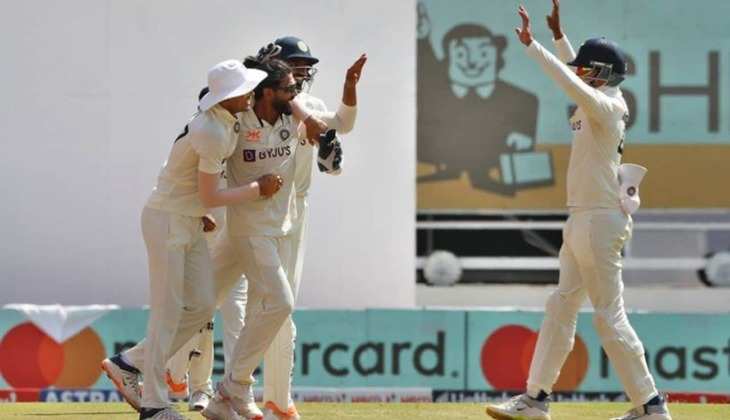 IND vs AUS 4th Test: ख्वाजा के शतक की बदौलत ऑस्ट्रेलिया ने पहले दिन का खेल खत्म होने तक बनाए 255 रन