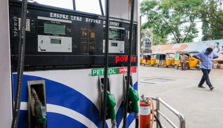 Petrol Diesel Price Update: पेट्रोल-डीजल के रेट जारी, घर से निकलने से पहले चेक करें तेल के दाम