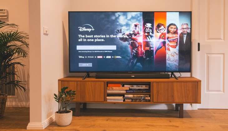 Top 5 Best 4K Smart TVs: जानिए इनकी कीमत और इनके जबरदस्त फीचर्स