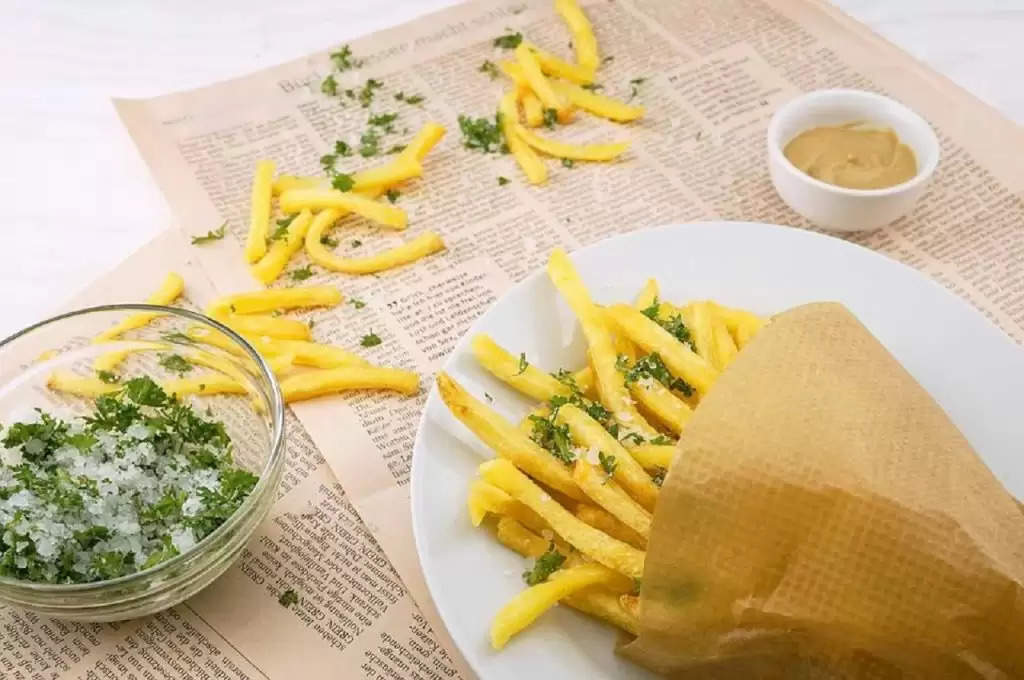 French fries Recipe: बच्चा है नाराज तो झटपट बनाकर खिलाएं उसे फ्रेंच फ्राइज तुरंत ठीक हो जाएगा मूड