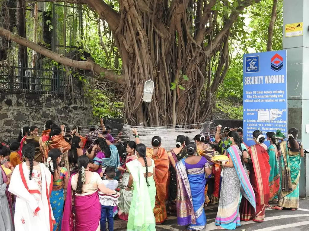 Vat Savitri vrat 2022: इस दिन क्यों की जाती है बरगद के पेड़ की पूजा? जानिए