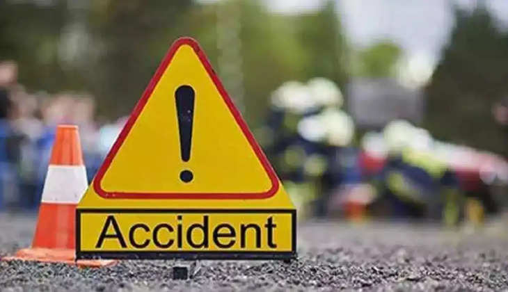 Delhi Accident: दिल्ली पुलिस के सिपाही के साथ हुआ दर्दनाक हादसा, SUV कार ने मारी टक्कर देंखे Video