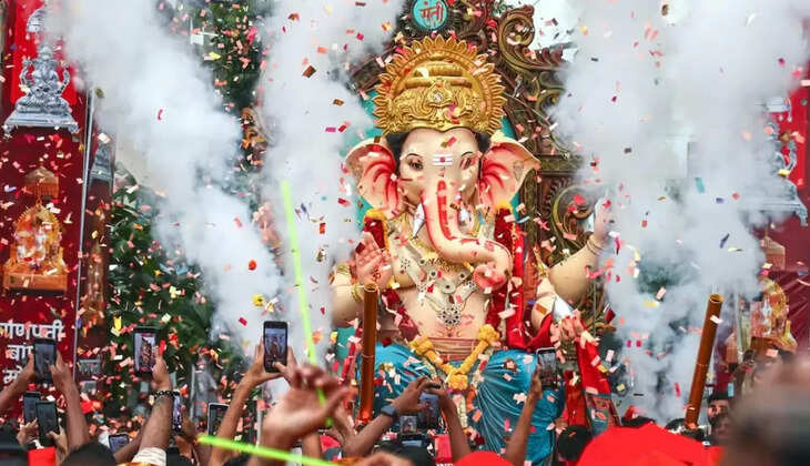Ganesh Chaturthi 2025 की शुभकामनाएं