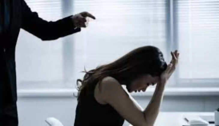 उत्तर प्रदेश कर विभाग में महिला अधिकारियों ने आईएएस संदीप भागिया पर लगाया शोषण का आरोप