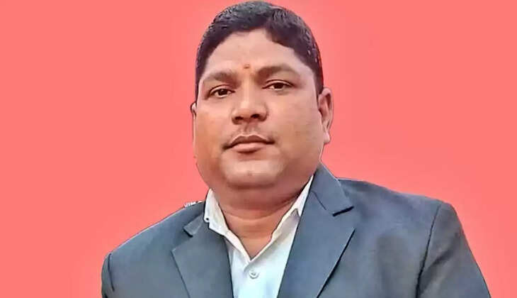 सीतापुर पत्रकार हत्याकांड : पुलिस +STF टीम ने दोनों शूटरो को एनकाउंटर में मार गिराया, मन्दिर क़े पुजारी ने 4 लाख की सुपारी देकर कराई थी हत्या