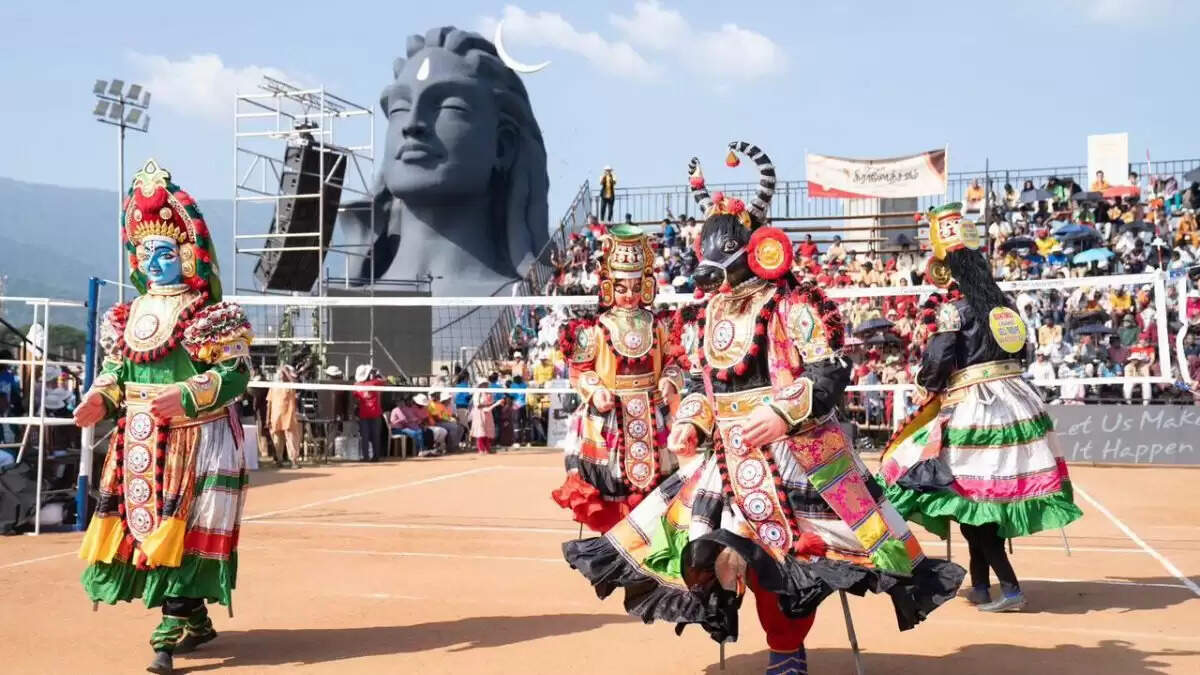 फिट इंडिया ने सद्गुरु द्वारा कल्पित ‘ईशा ग्रामोत्सव’ को दी मान्यता, 35 हजार गांवों में खेलों से गूंजा उत्सव