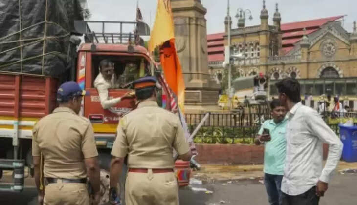 मुंबई पुलिस को मानव बम की धमकी, 34 वाहनों में आरडीएक्स होने का दावा