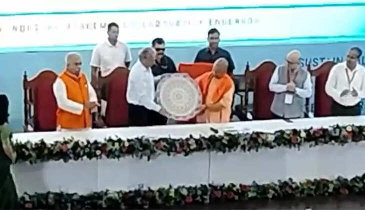 कानपुर: आईआईटी में आयोजित कार्यक्रम में सीएम योगी आदित्यनाथ हुए शामिल