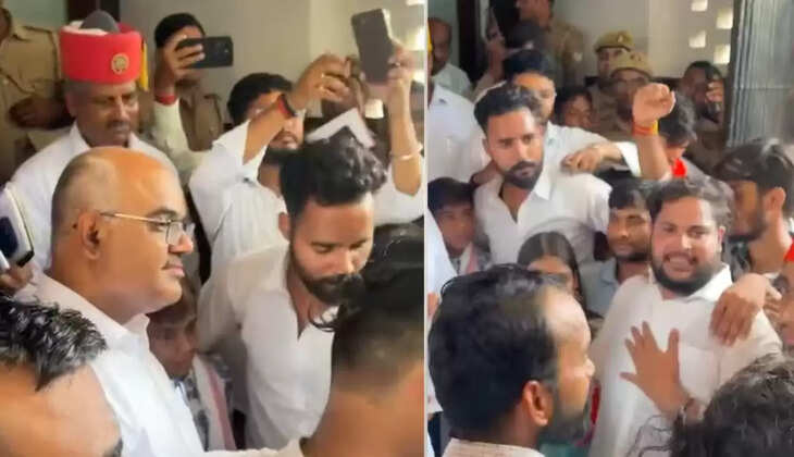 कानपुर: छात्रसंघ चुनाव बहाली की मांग पर छात्रों ने डीएम को सौंपा ज्ञापन