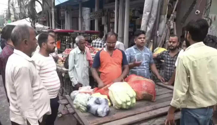 कानपुर: बीजेपी-कांग्रेस कार्यकर्ताओं के बवाल में सब्जी विक्रेता ने BJP कार्यकर्ताओं पर चोरी का आरोप लगाया