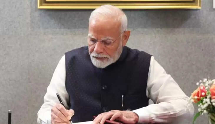 दिल्ली हाईकोर्ट: पीएम मोदी की डिग्री सार्वजनिक करने का CIC आदेश रद्द